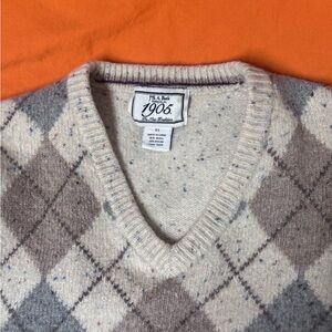 Jos. A. Bank Cozy V-Neck Argyle Sweater - Cream and Gray